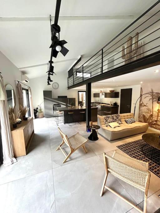 Superbe Maison Avec Jacuzzi Ventabren Ngoại thất bức ảnh